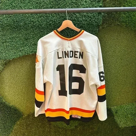 Vintage NHL 1989-90 Vancouver Canucks 20th Anniversary Trevor Linden Jersey - Picture 3 of 12